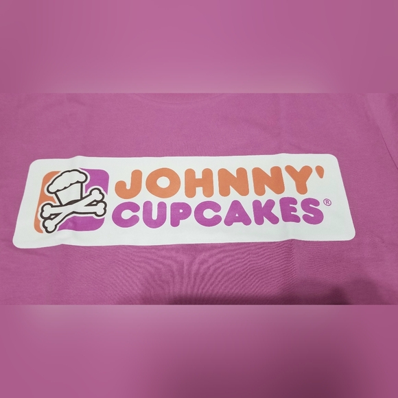 Johnny Cupcakes - Runs On Cupcakes Exclusive Pink T-Shirt (Adult Medium) - Picture 2 of 4
